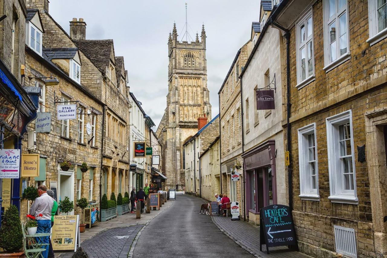 Mallard Lodge Cirencester Εξωτερικό φωτογραφία