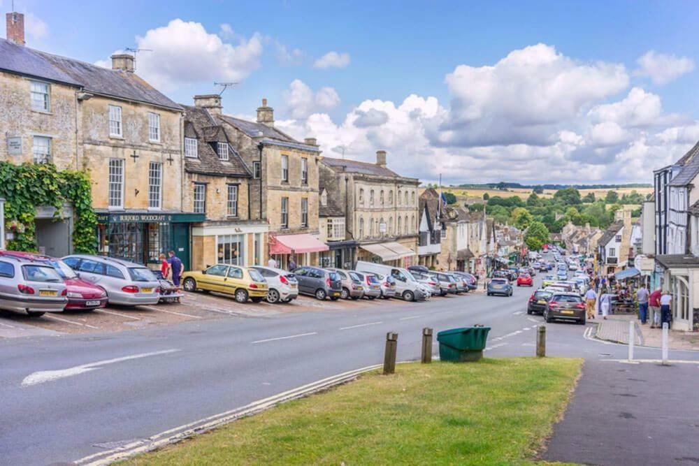 Mallard Lodge Cirencester Εξωτερικό φωτογραφία