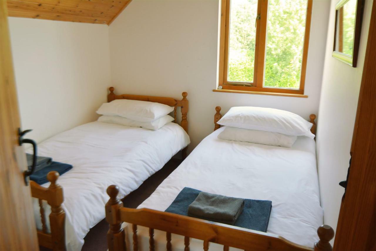 Mallard Lodge Cirencester Εξωτερικό φωτογραφία